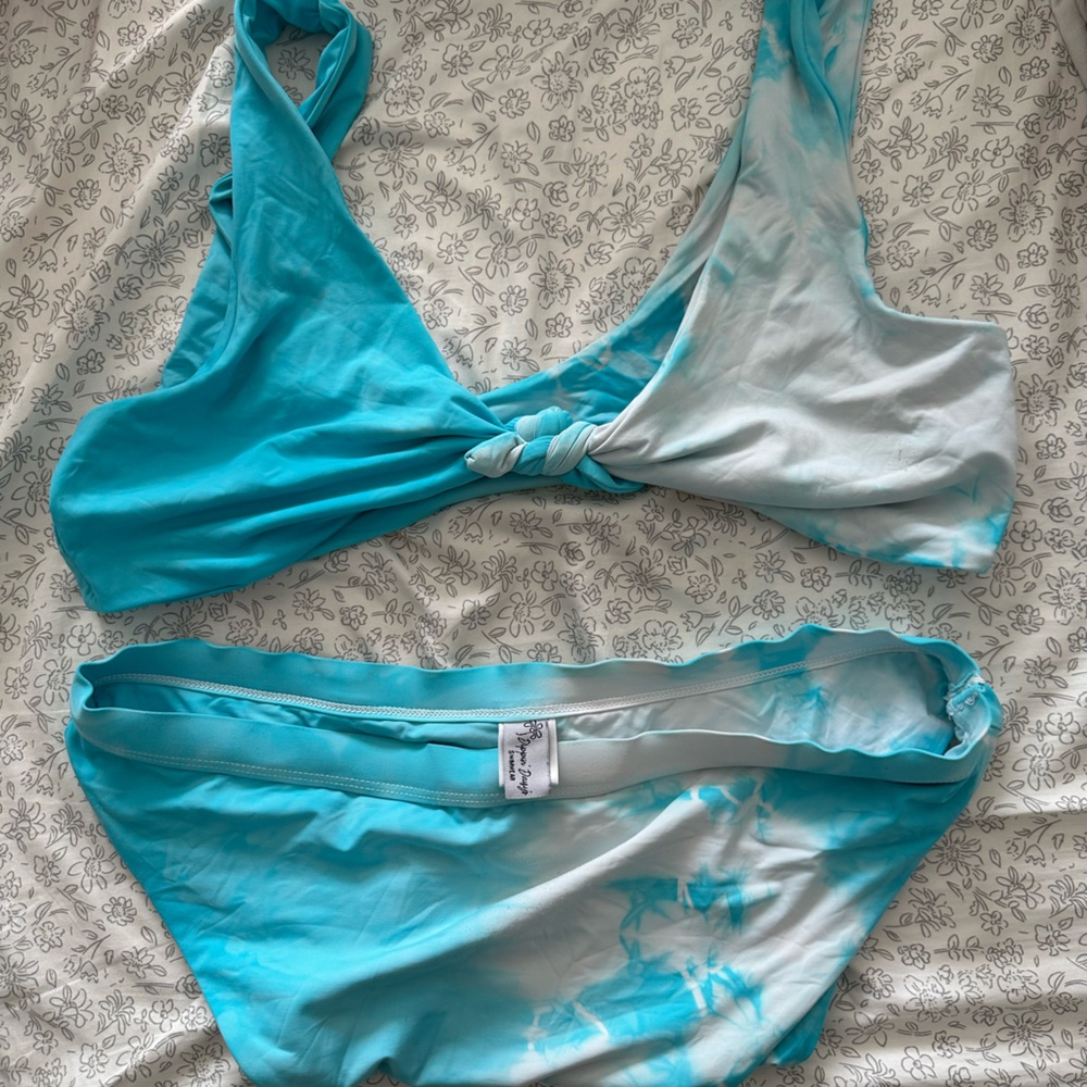 Dippin' Daisy's Blue and White Bikini Swimwear